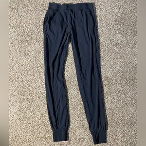 Tavi Noir joggers